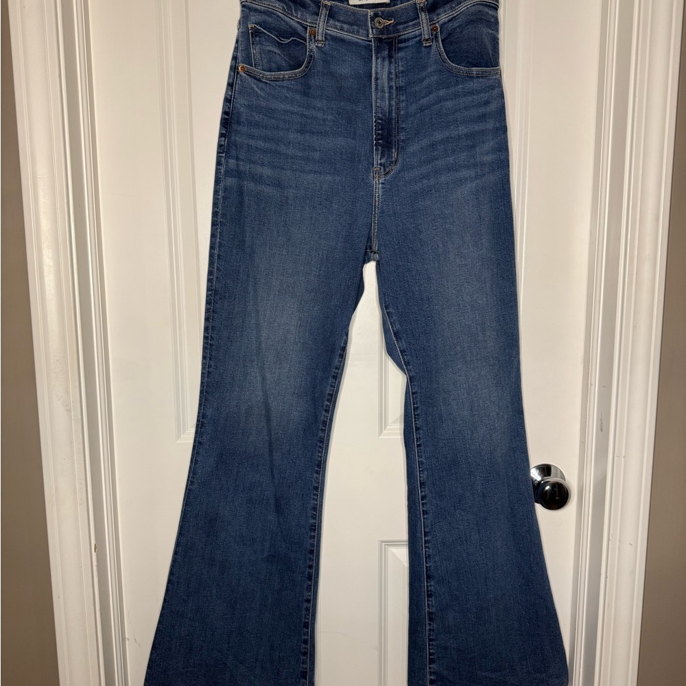 Abercrombie & Fitch Flare Ultra High Rise